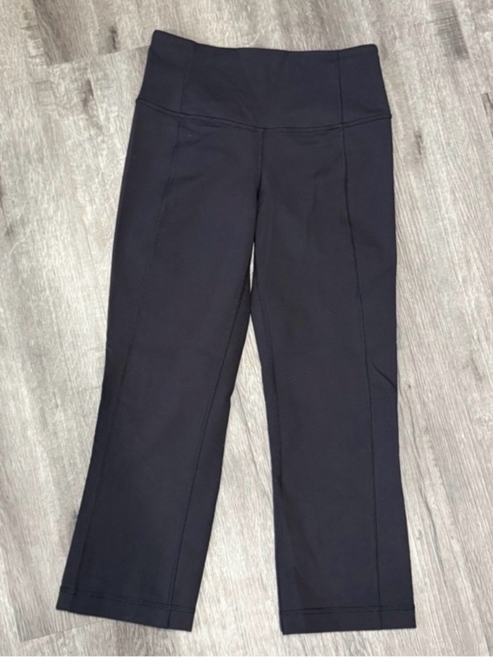 Lululemon Black Cropped Leggings Slit Hem High Rise Size 2 NWOT - Picture 10 of 10